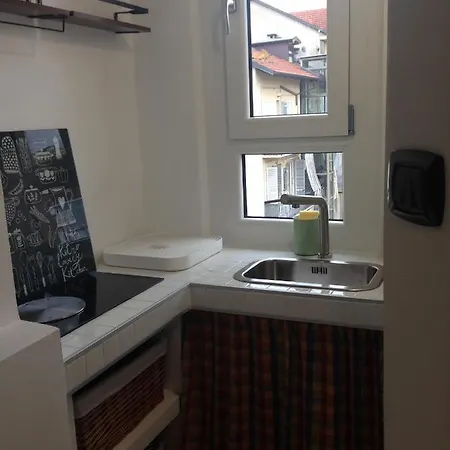 Sweet Apartment *